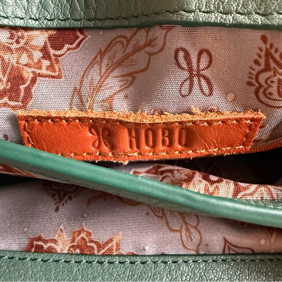 HOBO Birdy Leather Crossbody Bag Purse Meadow Green Magnet *Missing Tassel* - Picture 5 of 5